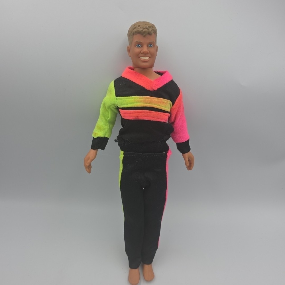 1990 Hasbro New Kids on the Block HANGING Loose Fashion 12" Figure Joey MCINTYRE